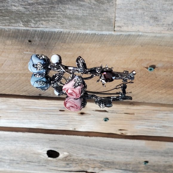 Dark Blue & Gray-Blue Silk Petite Roses Barrette - Pearl - Garnet… - Picture 10 of 10